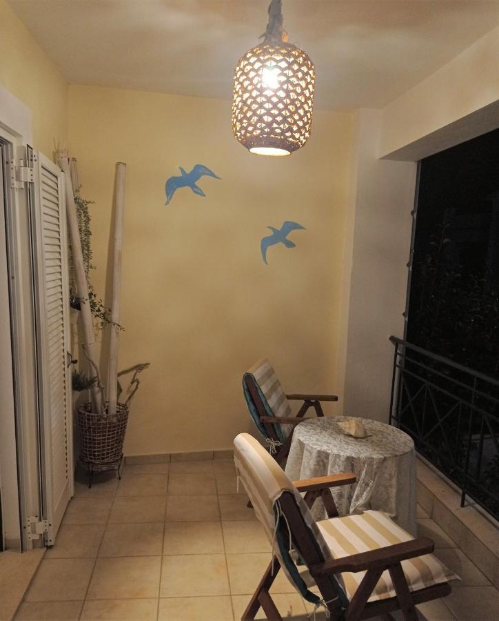 G Apartment In Agia Efimia Luaran gambar